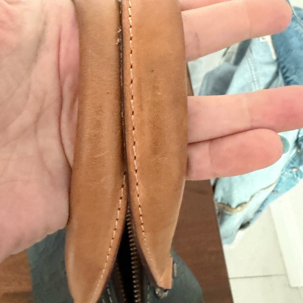 Carolina Herrera Boston Bag (zipper) - Picture 6 of 6